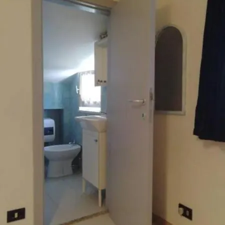Via Fermo 5B Apartment
