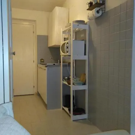 Via Fermo 5B Apartment *