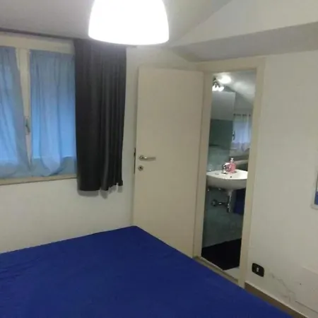 Via Fermo 5B Lägenhet *