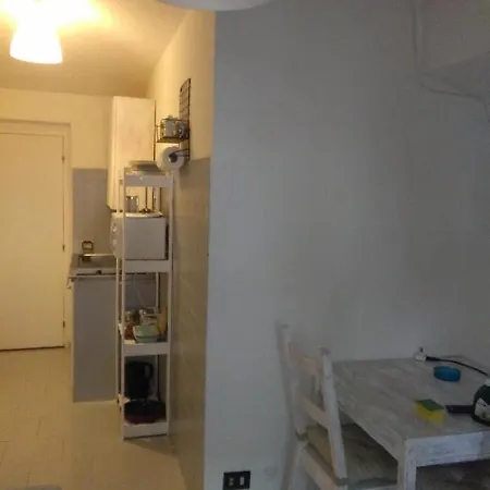 Via Fermo 5B Apartment